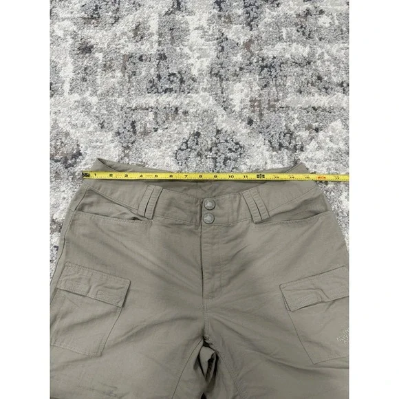 The North Face Womens Pants Size 8 Long Roll-Up Tab Relaxed Fit Tan Beige - Picture 9 of 12